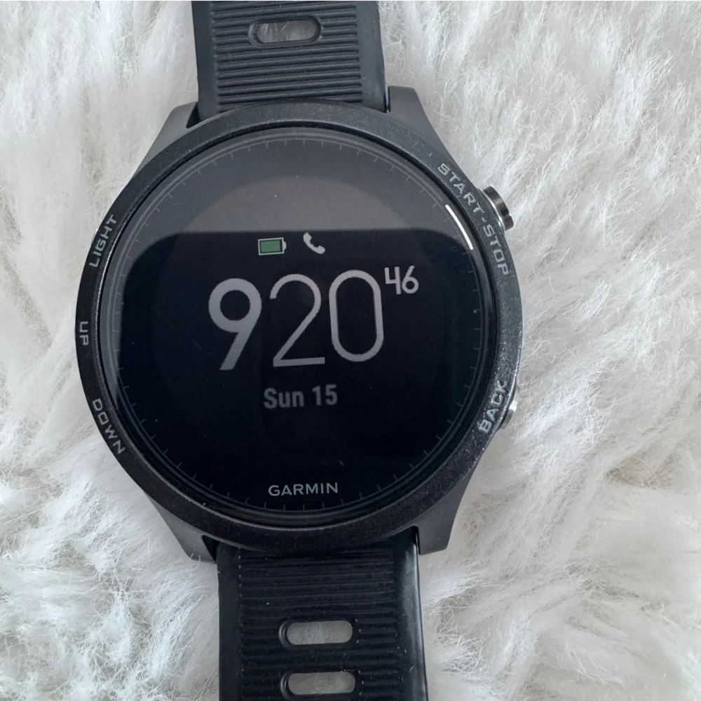 Garmin Forerunner 935 Running and Triathlon Training Watch